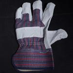 E5c6c167bb411c2aec7dffef9bead200_medium